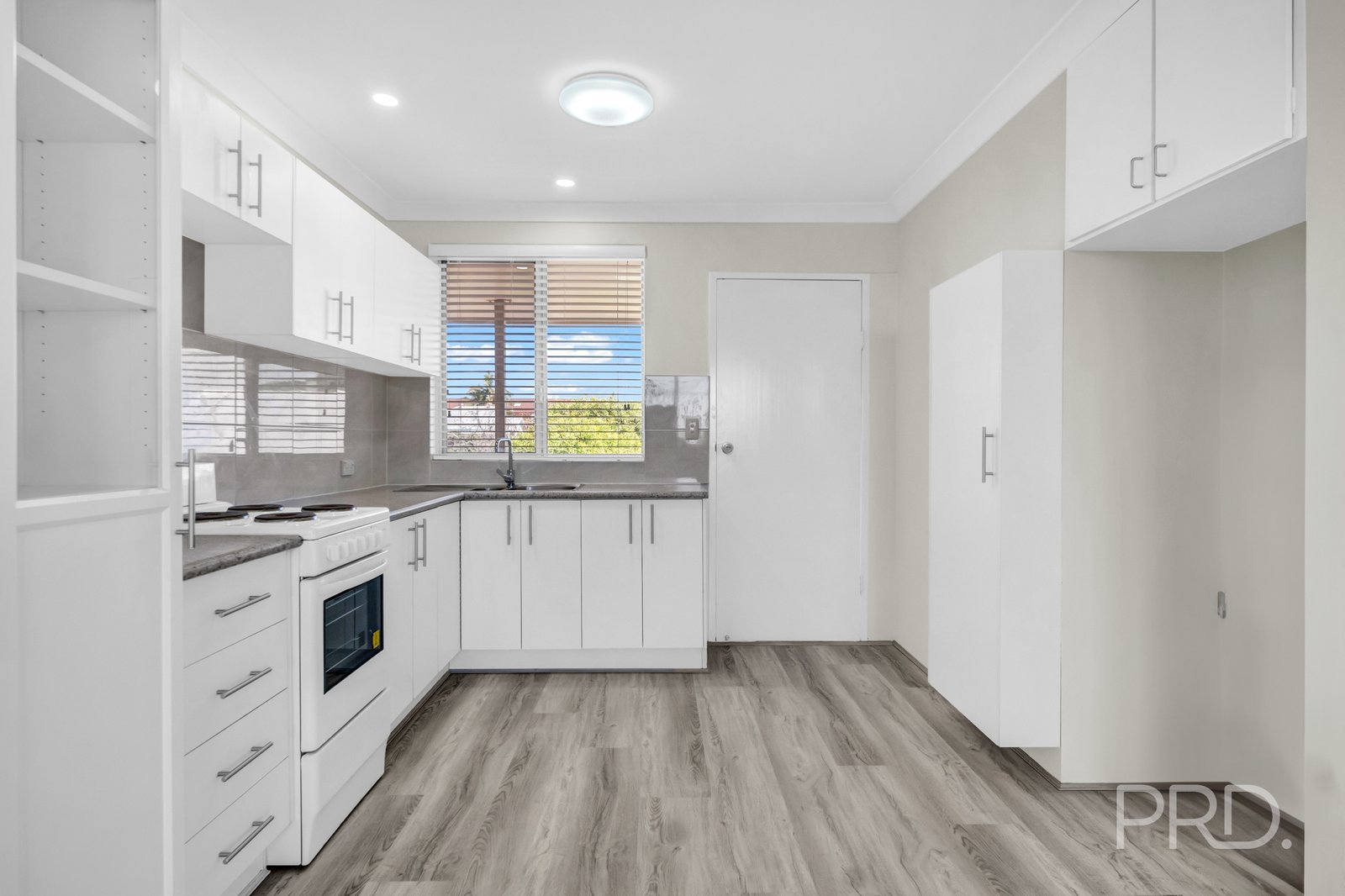 4/2 FRANZ Road CLAYFIELD 5