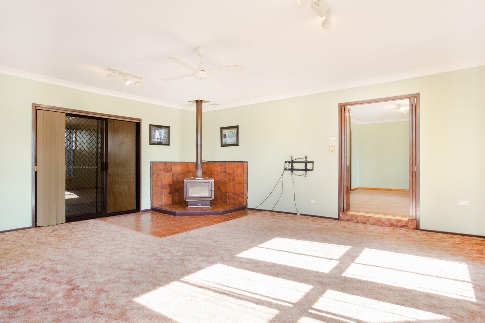 42 Frater Avenue TENAMBIT 3