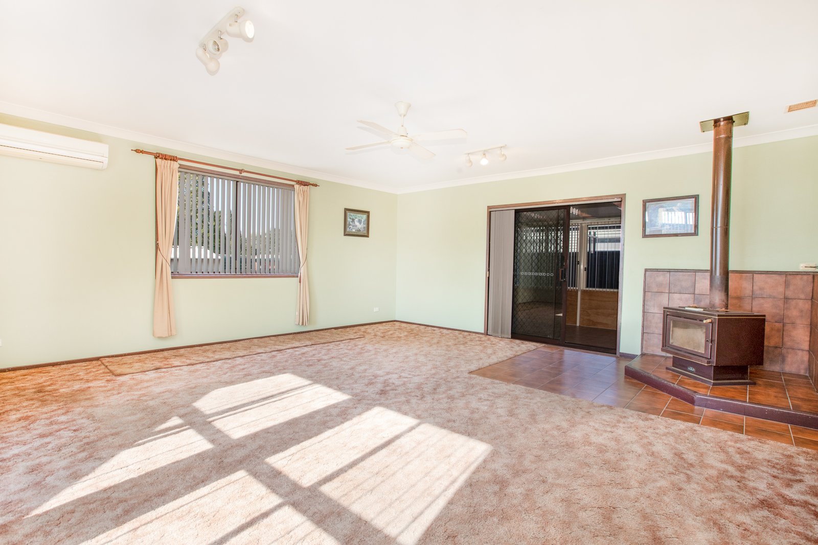 42 Frater Avenue TENAMBIT 4