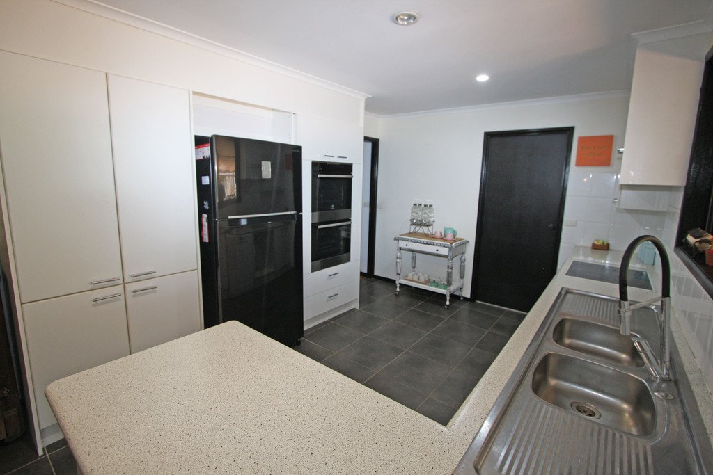 42 Freda Street ASHMORE 5