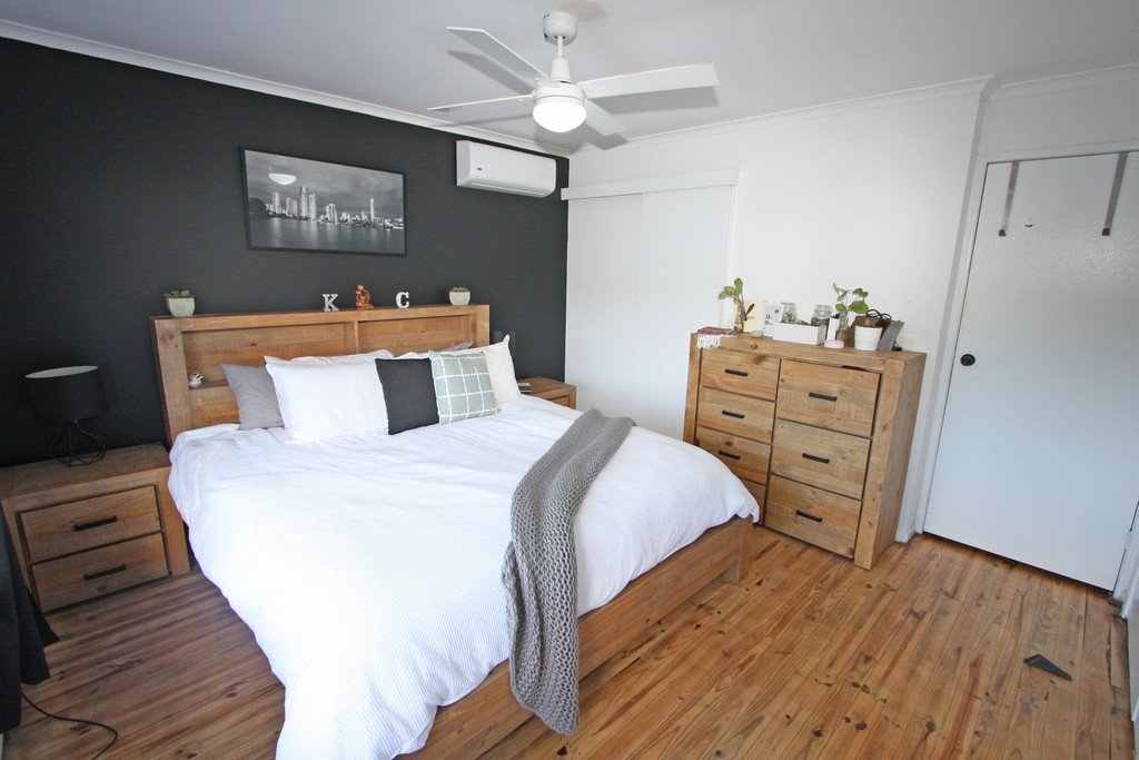 42 Freda Street ASHMORE 10