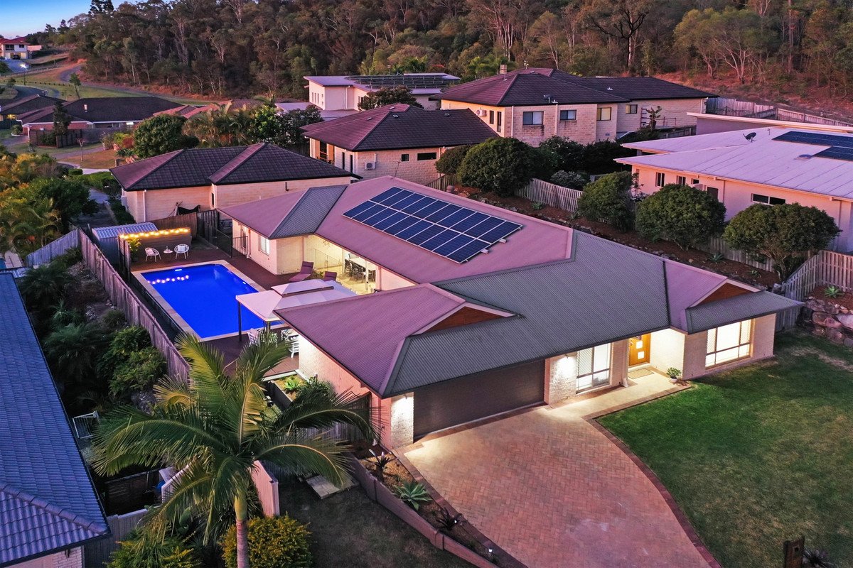 42 Gerard Street Pacific Pines 2