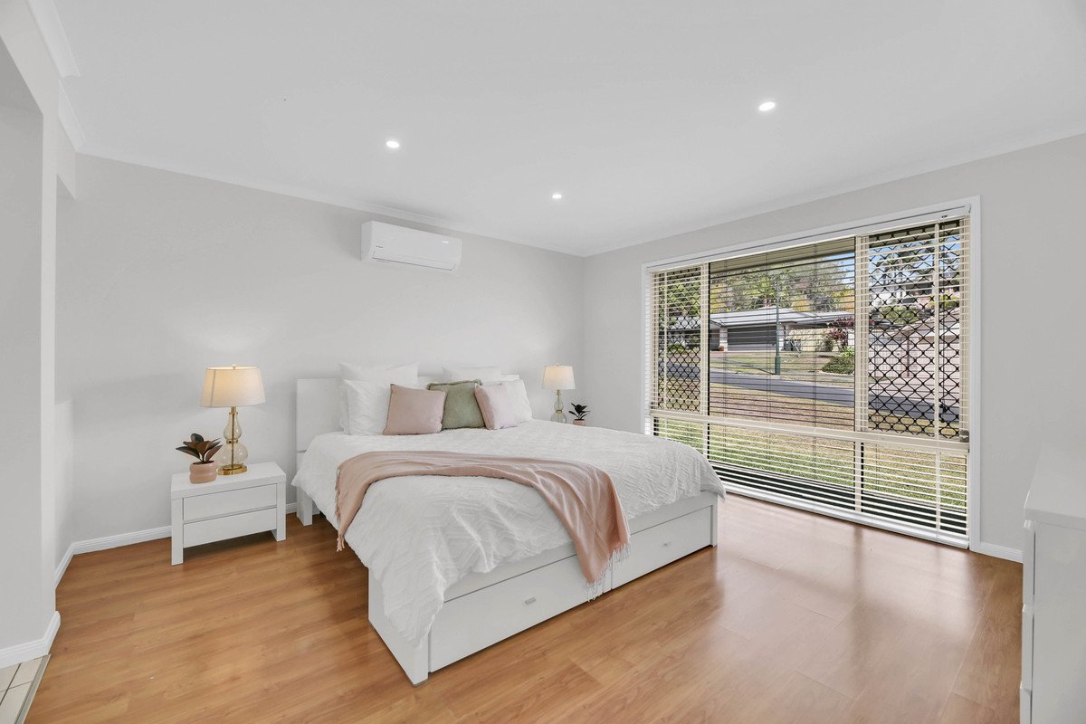 42 Gerard Street Pacific Pines 14