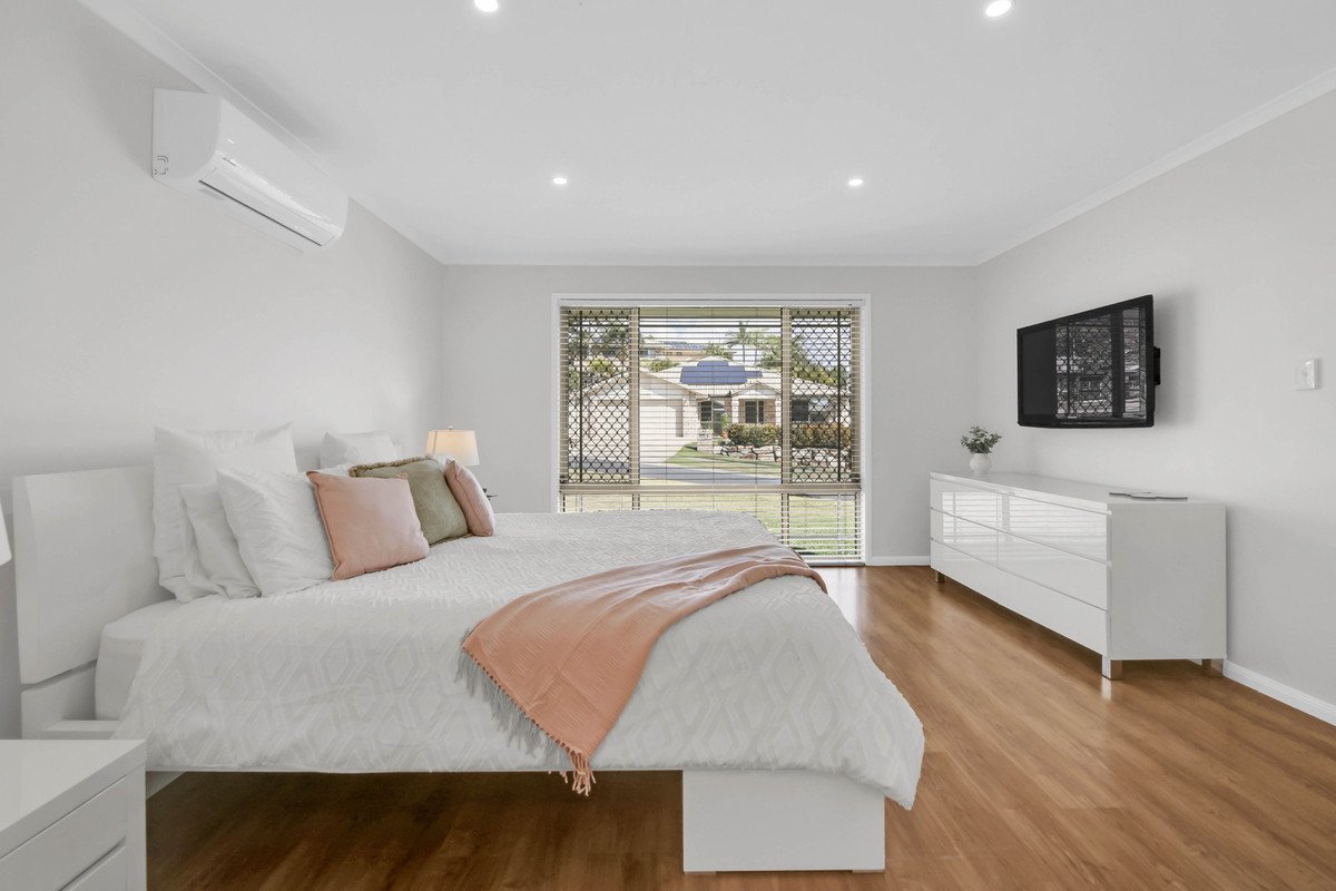 42 Gerard Street Pacific Pines 16