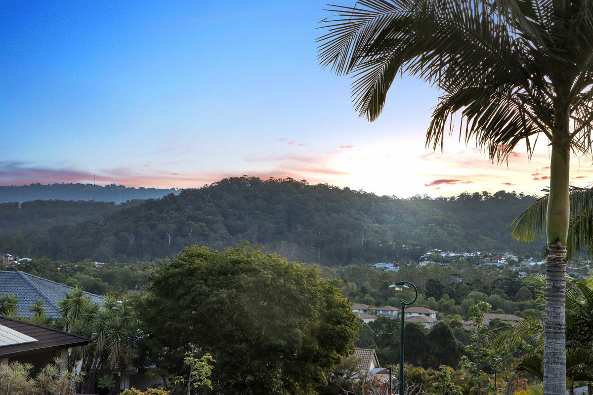 42 Gerard Street Pacific Pines 25