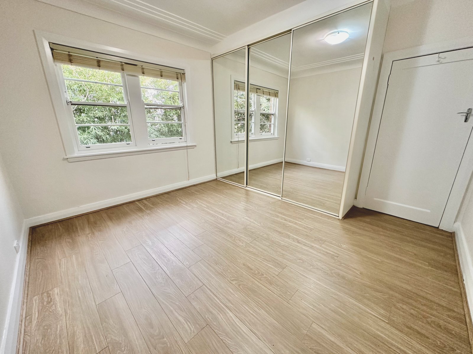 4/2 Glenwood Avenue COOGEE 3