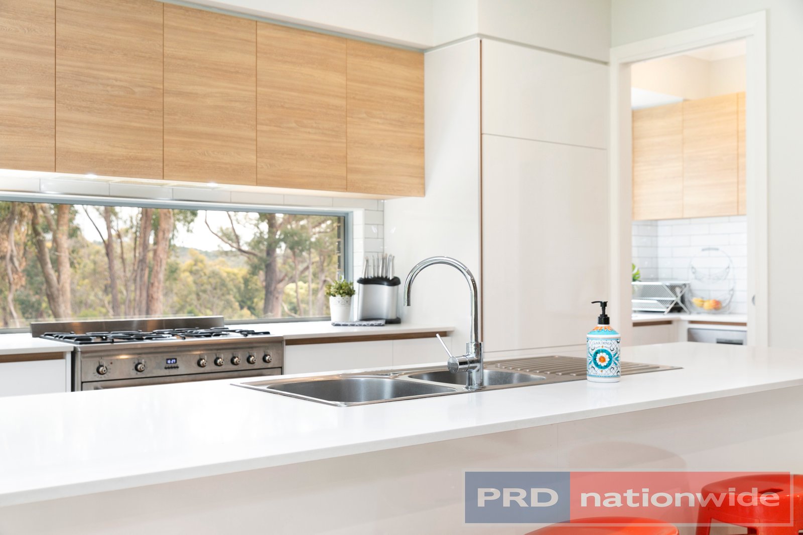 42 Gracefield Road BROWN HILL 8