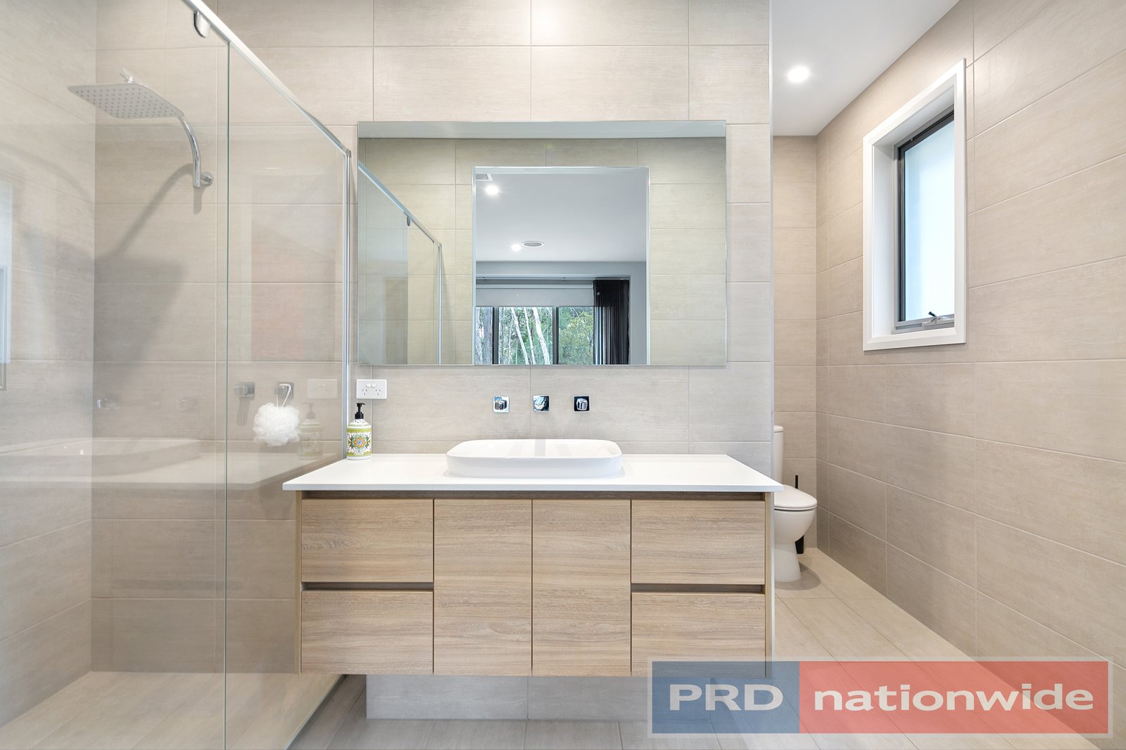 42 Gracefield Road BROWN HILL 18