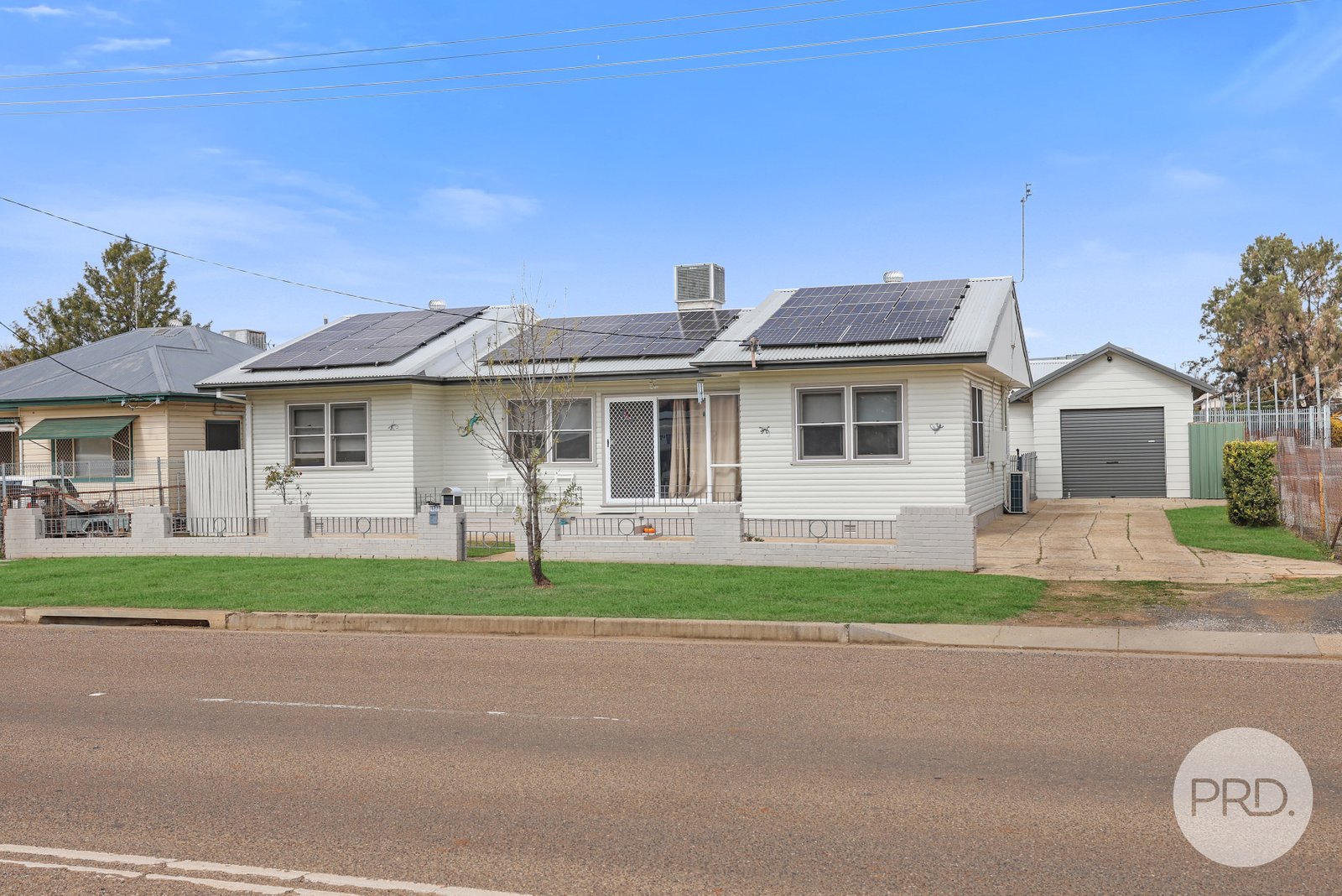 42 Gunnedah Road TAMWORTH 2