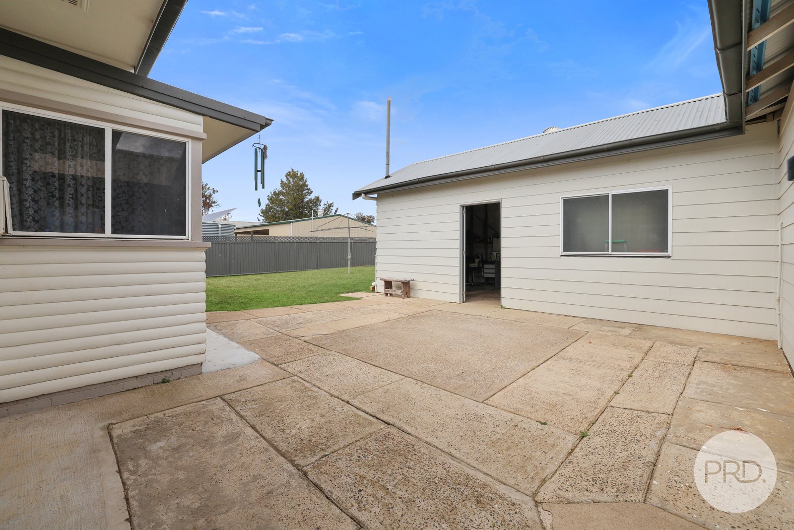 42 Gunnedah Road TAMWORTH 22