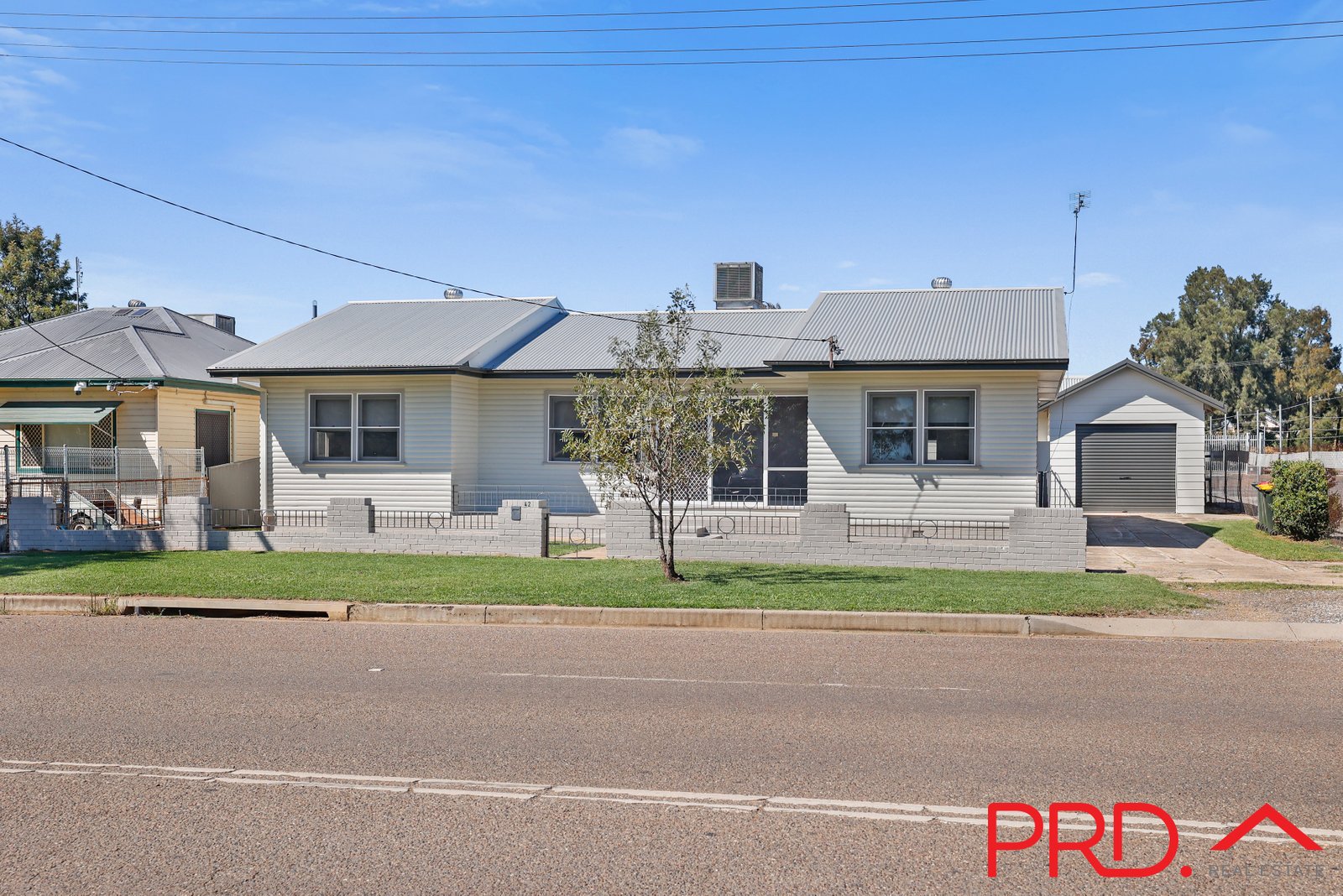 42 Gunnedah Road TAMWORTH 2