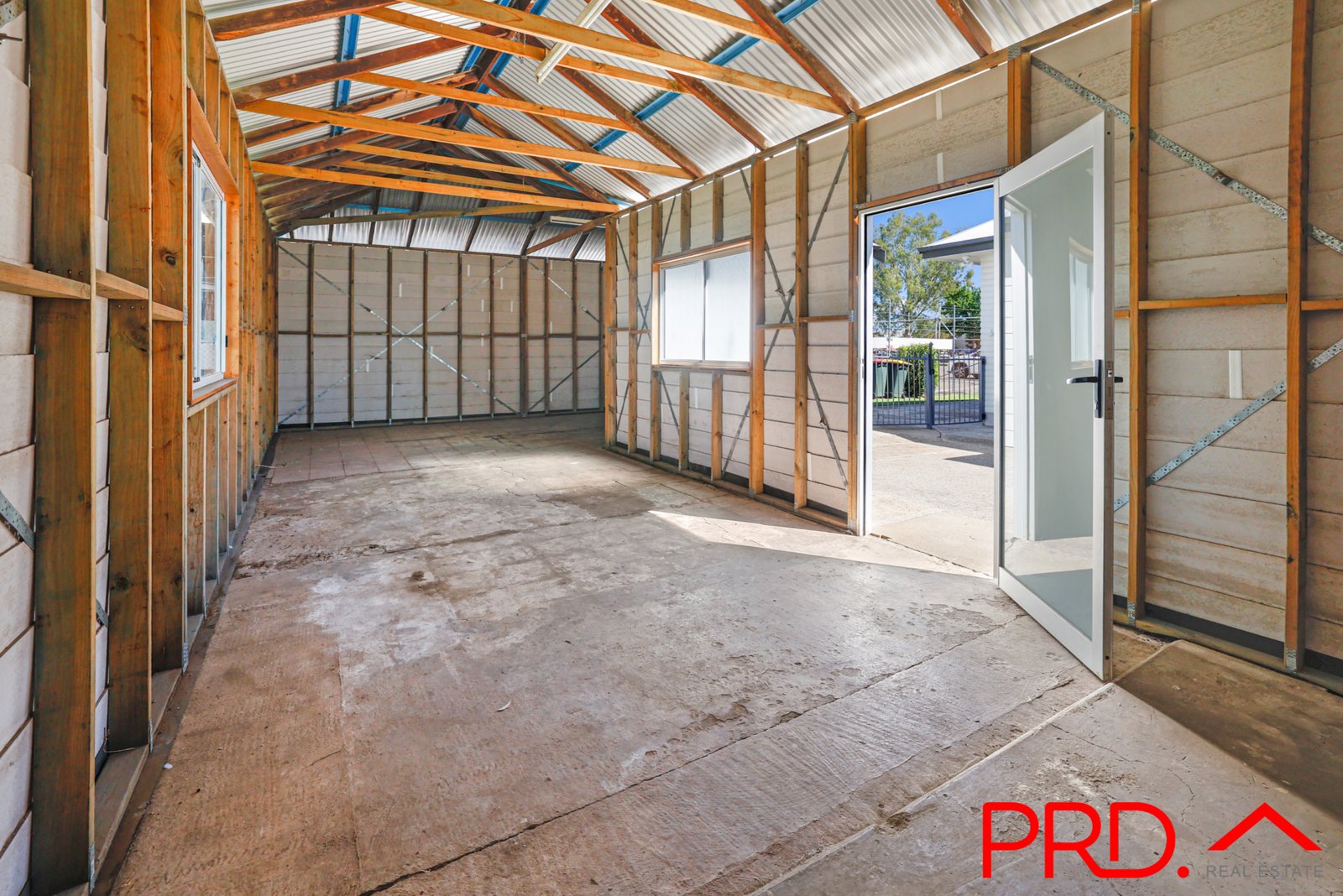 42 Gunnedah Road TAMWORTH 13