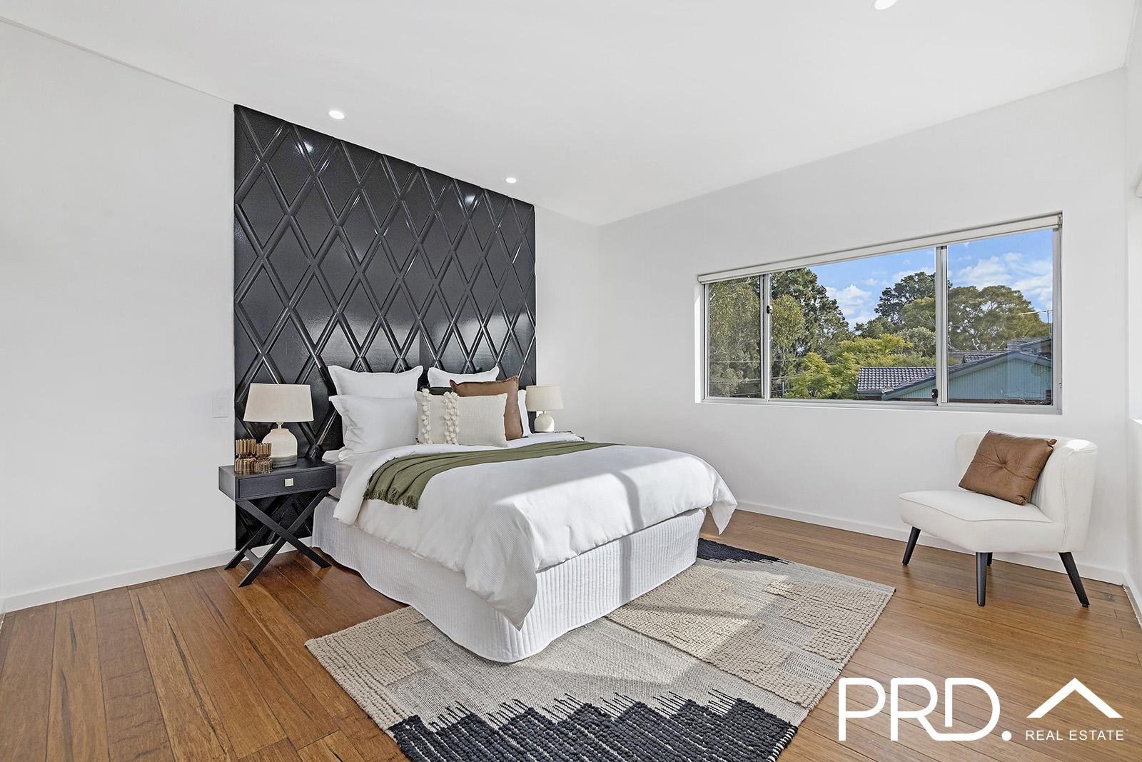 42 Harcourt Avenue EAST HILLS 9