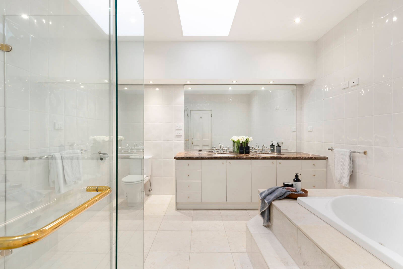 Real Estate and Property in 42 Hawksburn Road, South Yarra, VIC