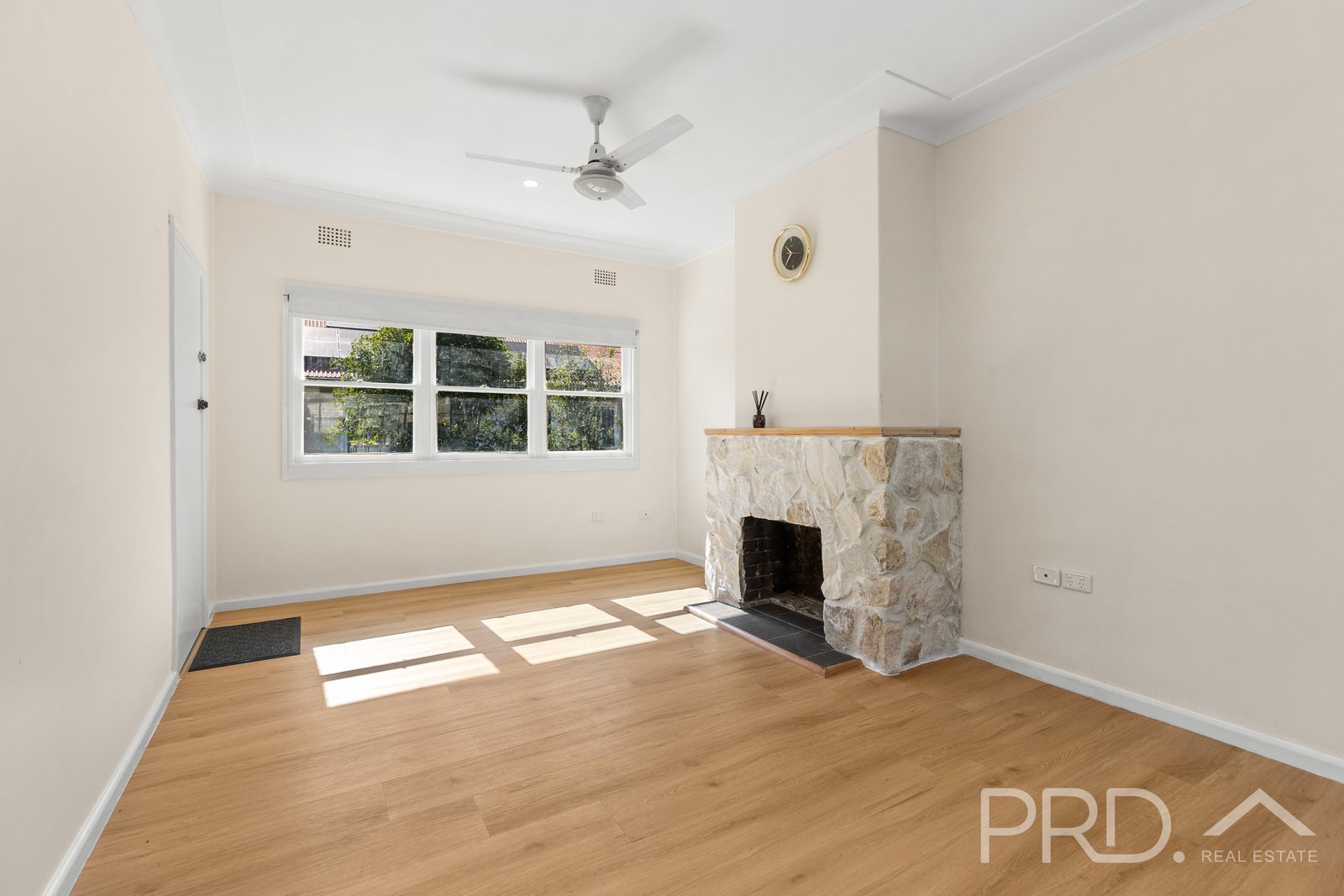 42 Herbert Street TUMUT 2