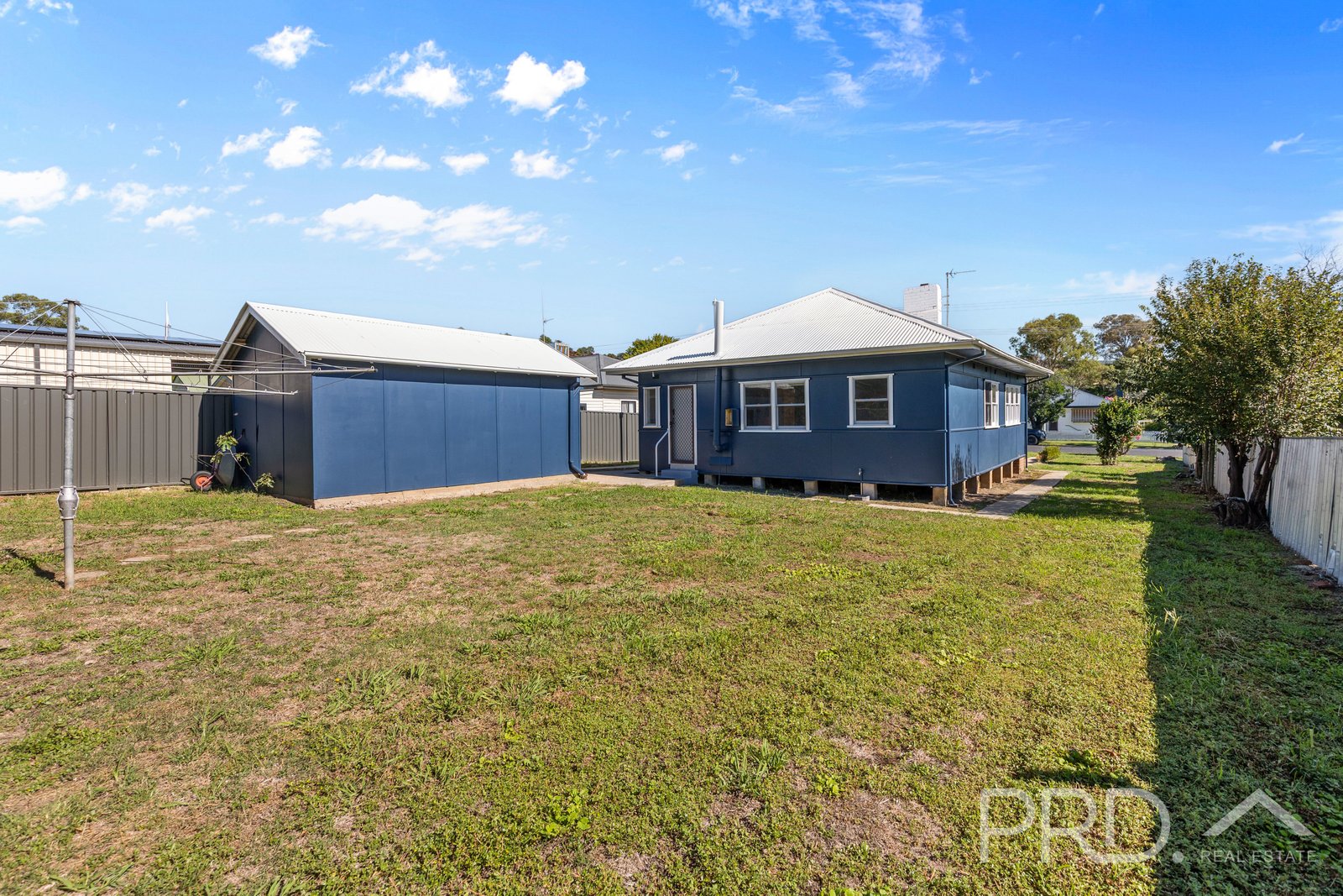 42 Herbert Street TUMUT 11