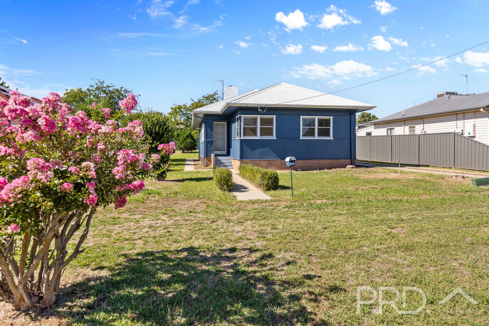 42 Herbert Street TUMUT 13