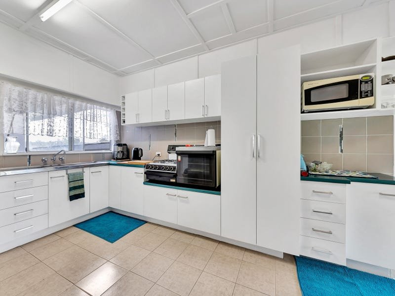 42 Hiddenvale Rd  CALVERT 5