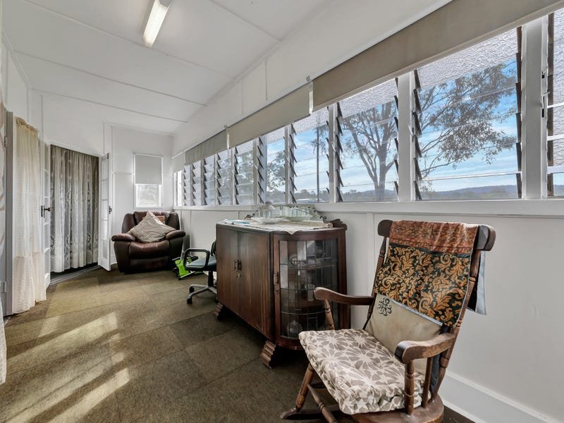 42 Hiddenvale Rd  CALVERT 10