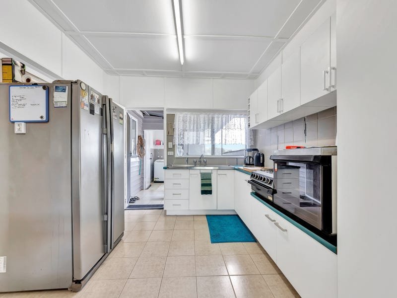 42 Hiddenvale Rd  CALVERT 11