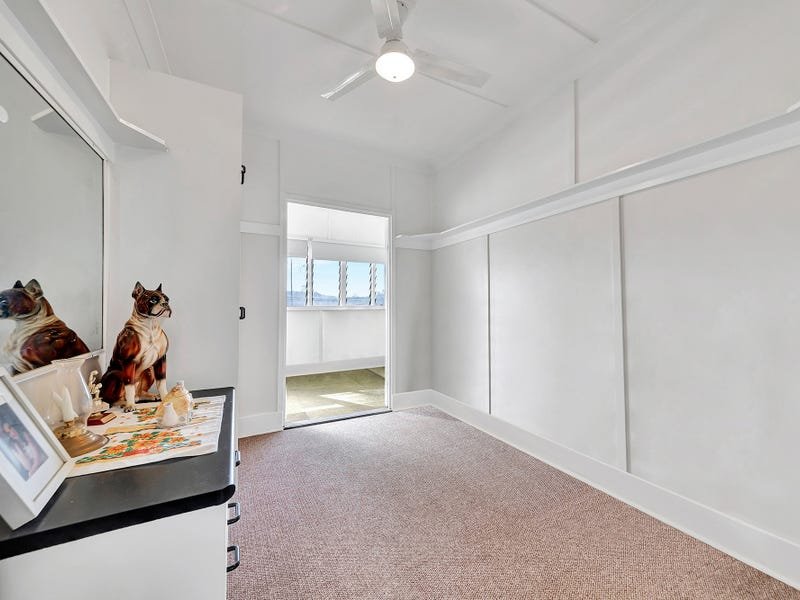 42 Hiddenvale Rd  CALVERT 13