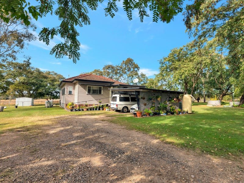 42 Hiddenvale Rd  CALVERT 16