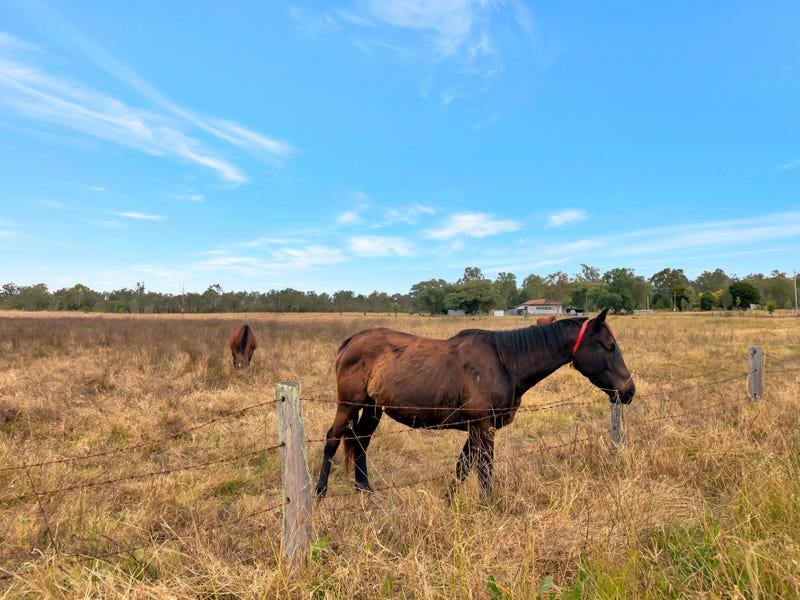 42 Hiddenvale Rd  CALVERT 23