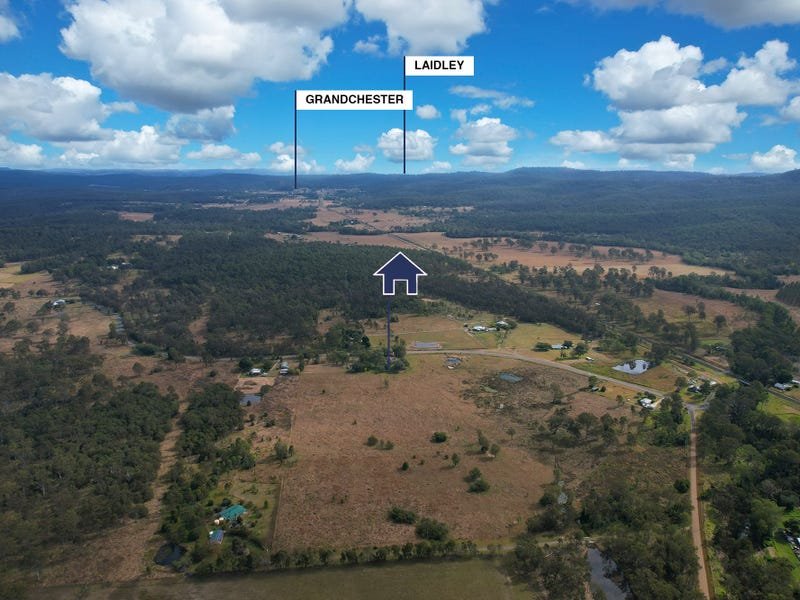 42 Hiddenvale Rd  CALVERT 26