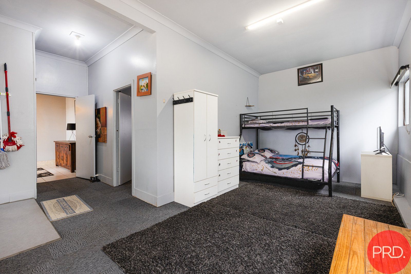 42 High Street GRETA 22