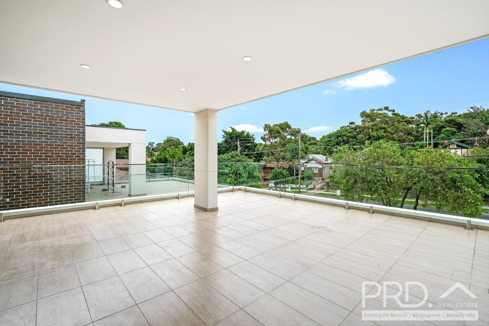 42 Hillcrest Avenue HURSTVILLE 6