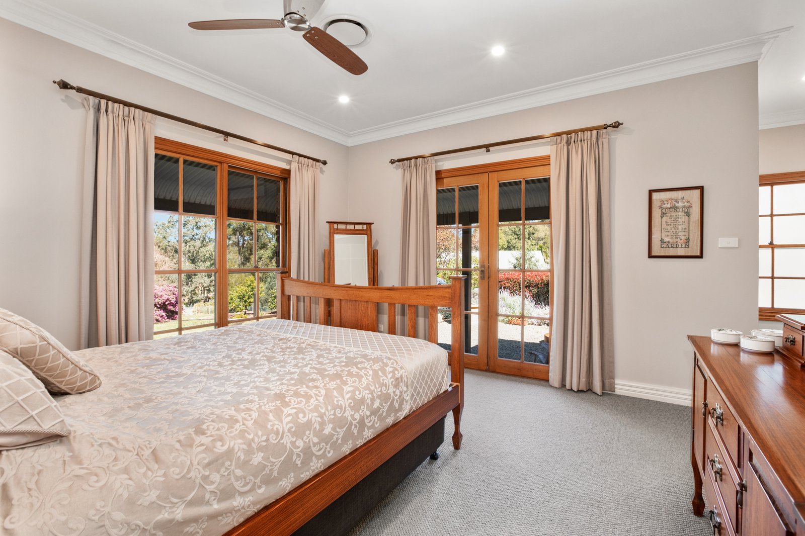 42 Hilldale Drive BOLWARRA HEIGHTS 11