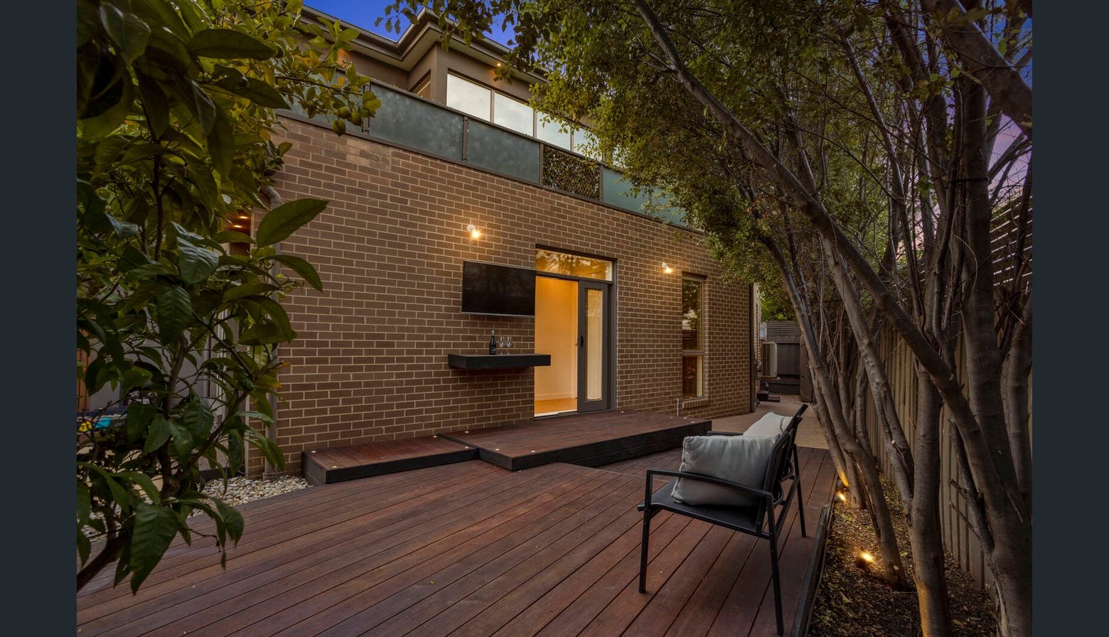 Real Estate and Property in 4/2 Hornby Street, Brighton East, VIC