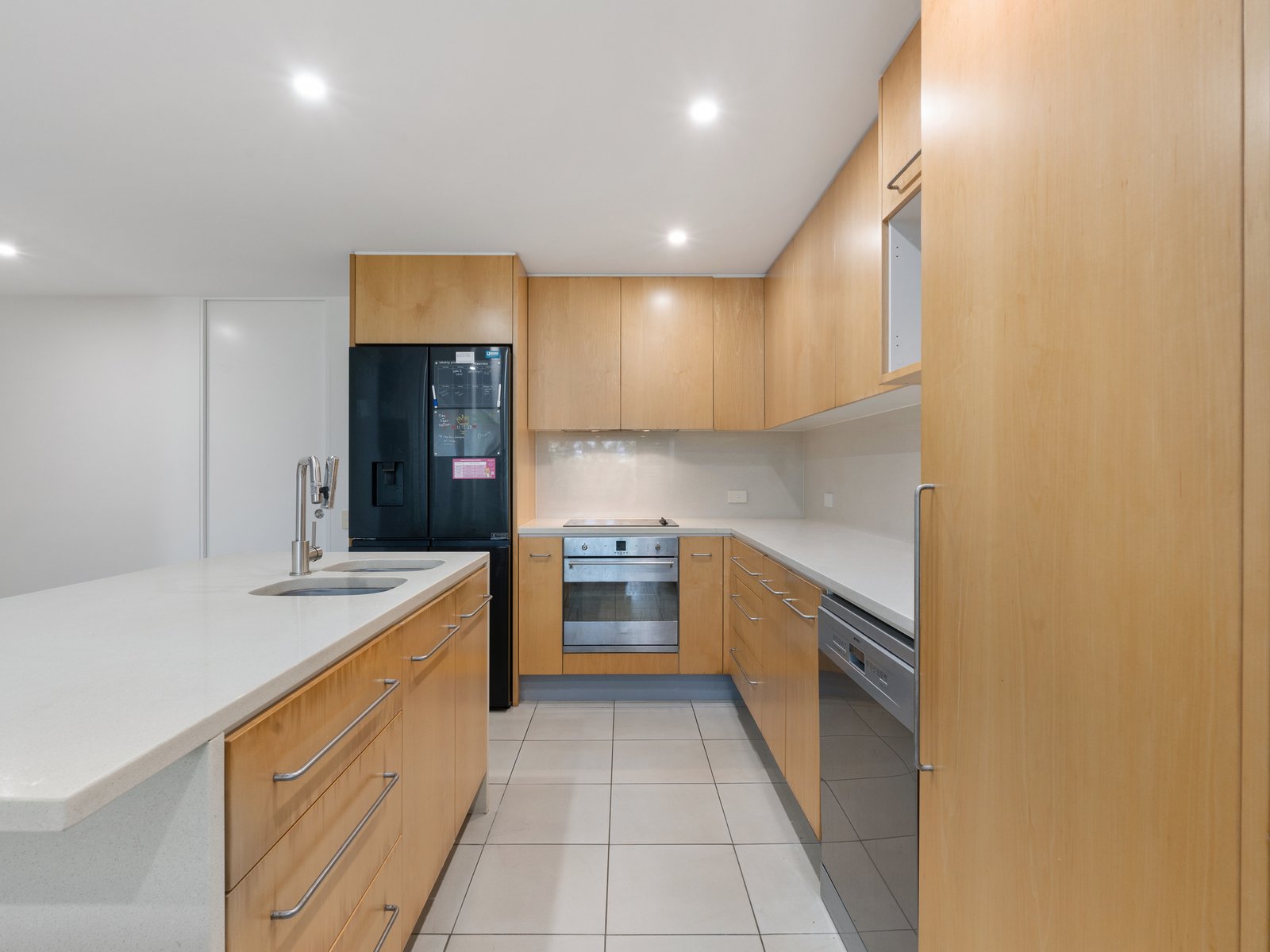 4/2 Hungerford Lane KINGSCLIFF 6