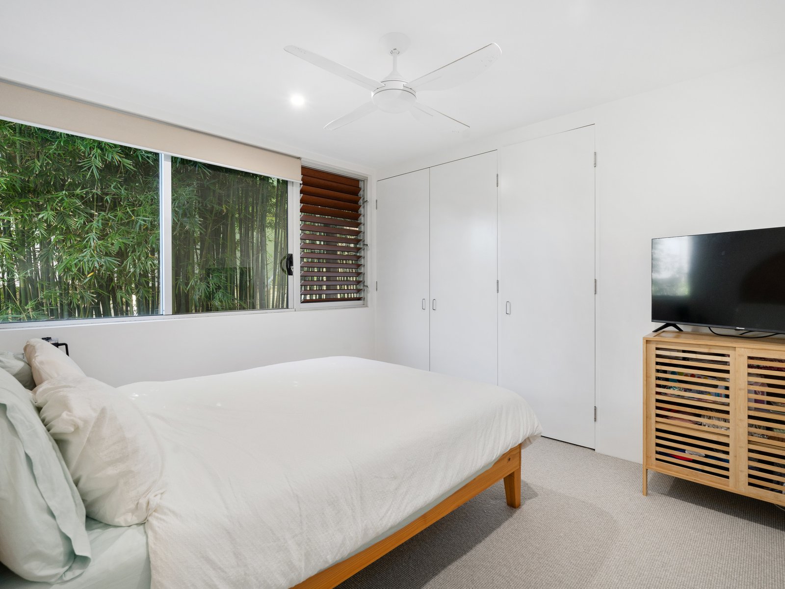 4/2 Hungerford Lane KINGSCLIFF 9