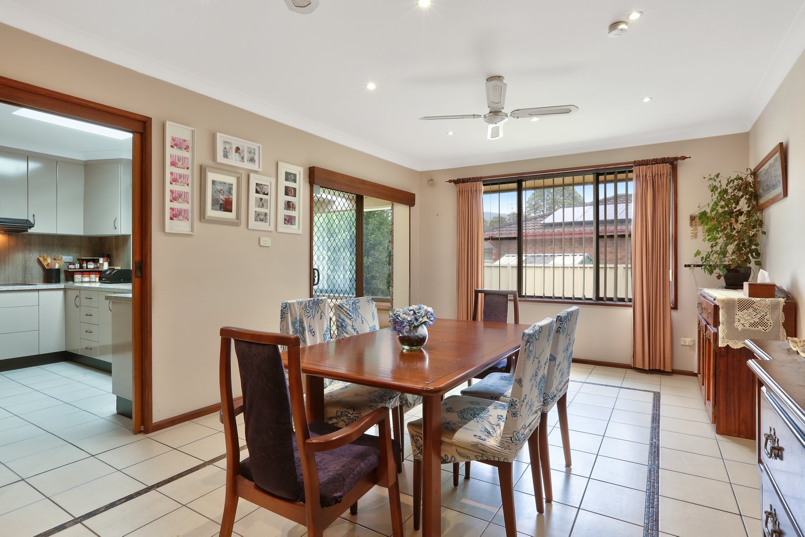 42 Huxley Drive HORSLEY 6