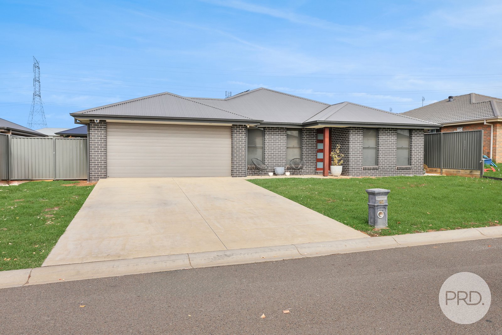 42 Ibis Street TAMWORTH 2