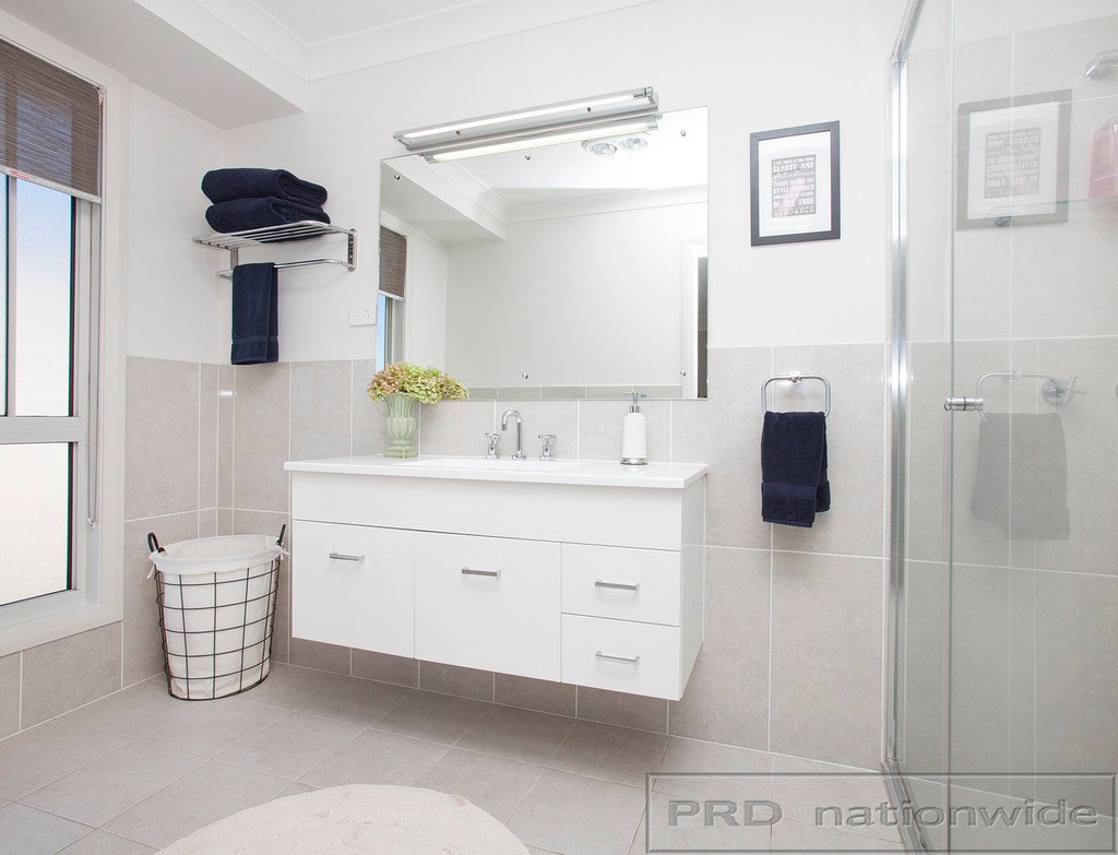 42 James Leslie Drive GILLIESTON HEIGHTS 10
