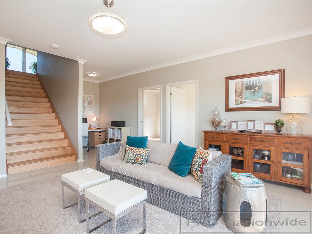 42 James Leslie Drive GILLIESTON HEIGHTS 12