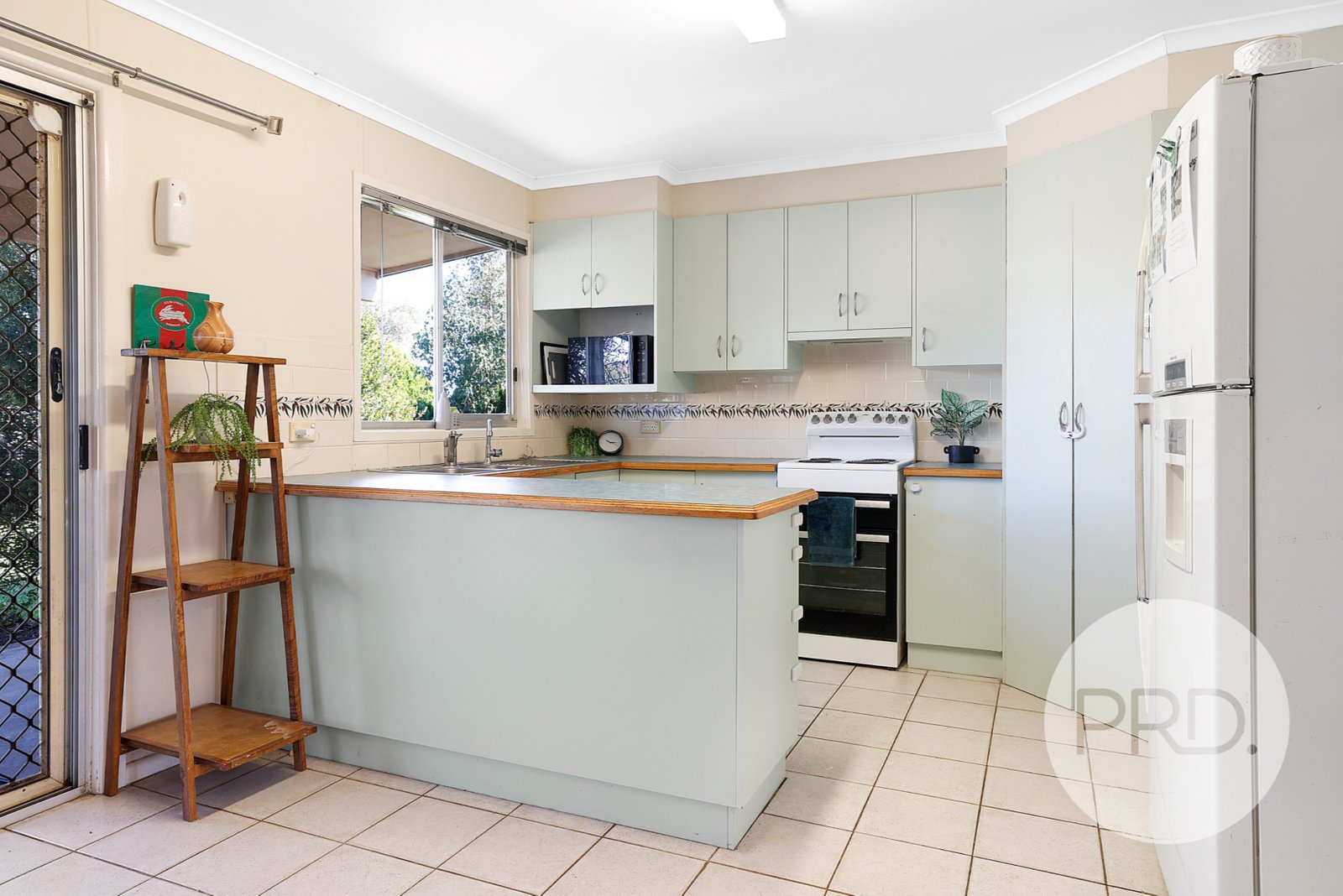 42 Jenners Lane TAMWORTH 16