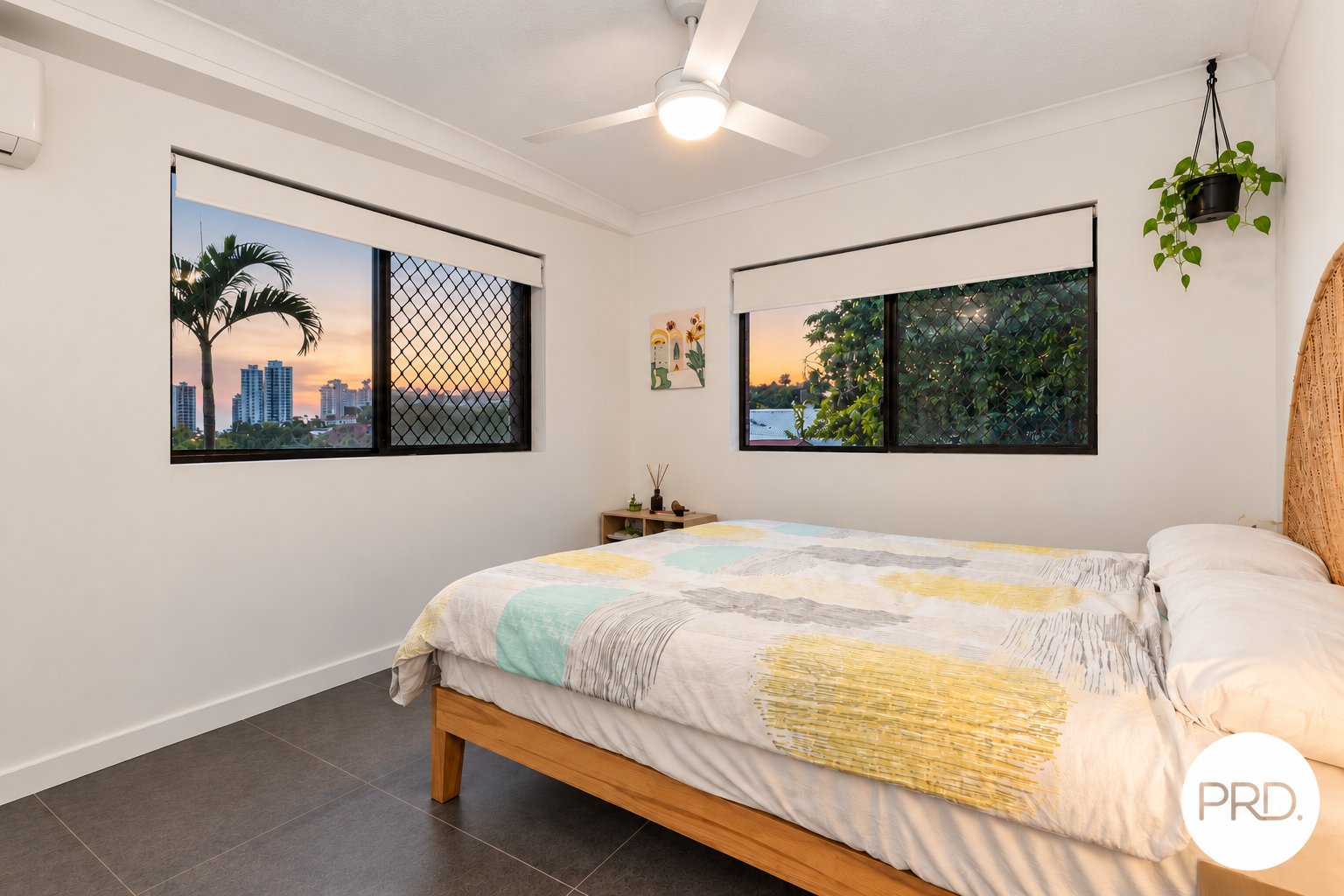 4/2 Johnston Street SOUTHPORT 6