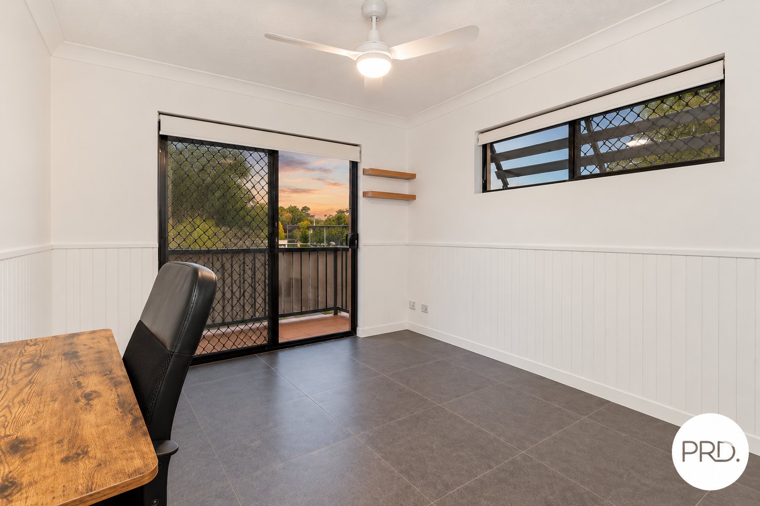 4/2 Johnston Street SOUTHPORT 7