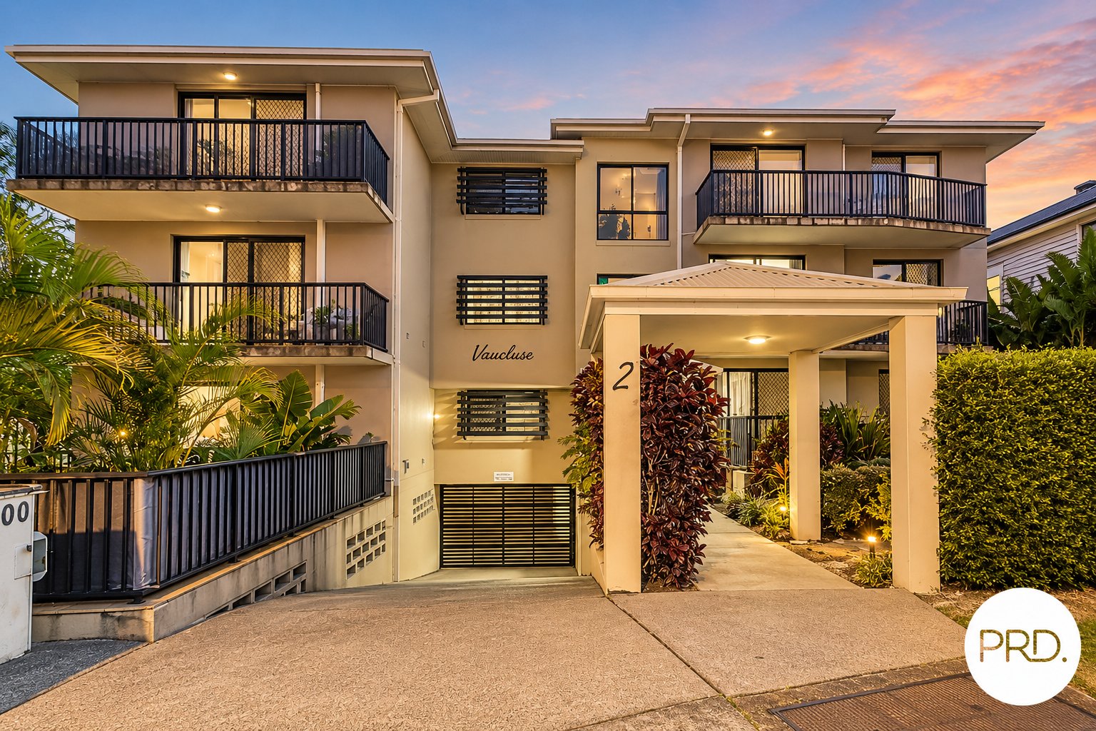4/2 Johnston Street SOUTHPORT 12