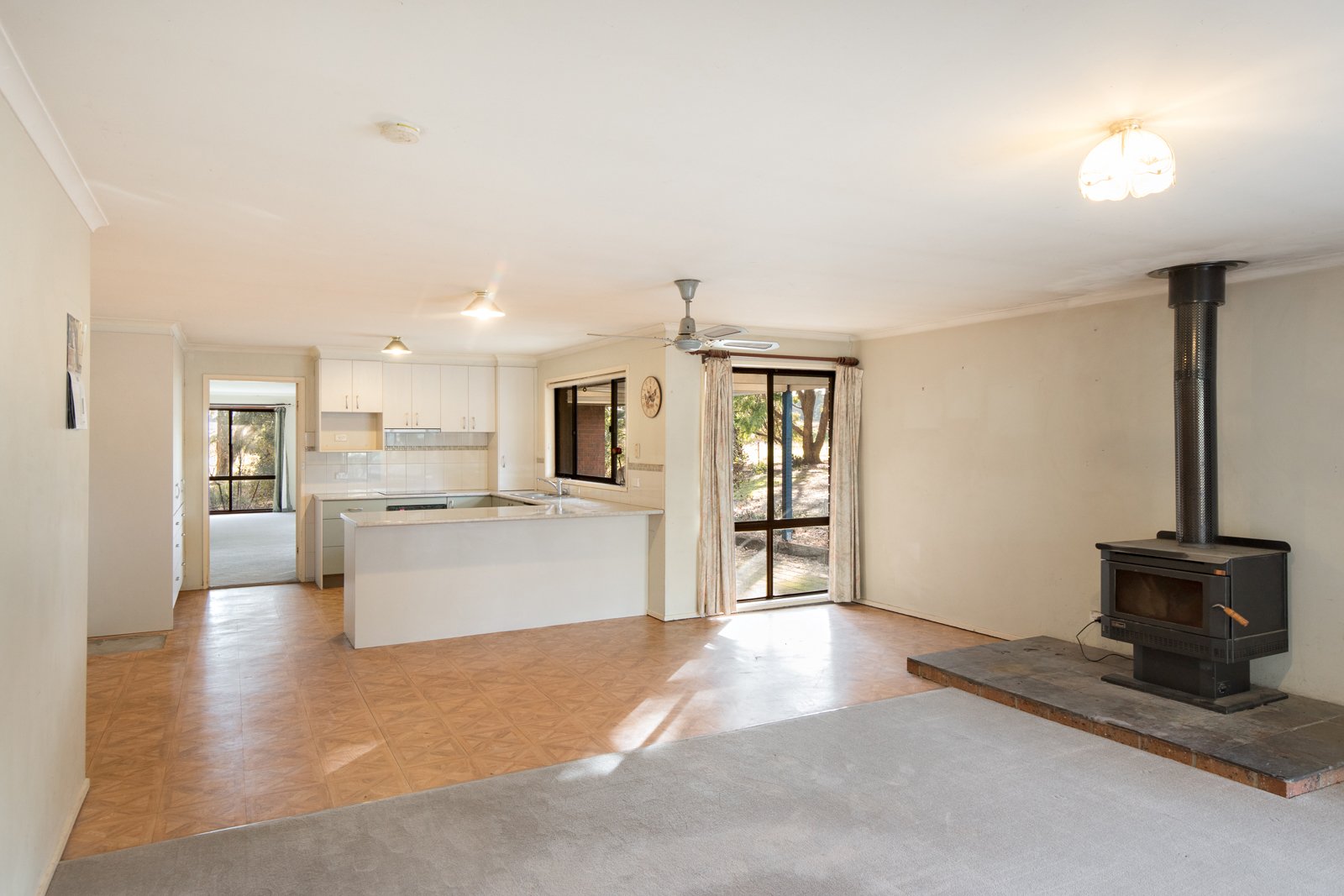 Gallery: 42 Karingal Park Drive