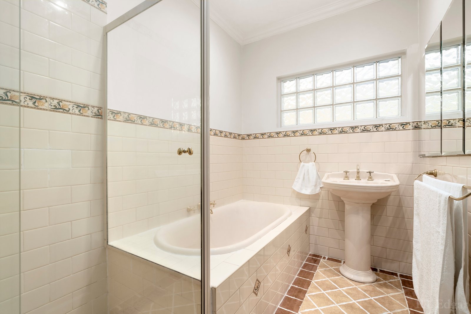 Real Estate and Property in 42 Katrina Street, Blackburn North, VIC