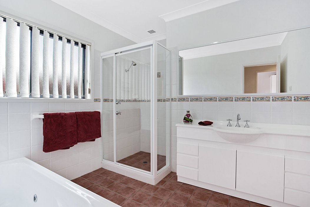 42 Kestrel Avenue SALAMANDER BAY 23