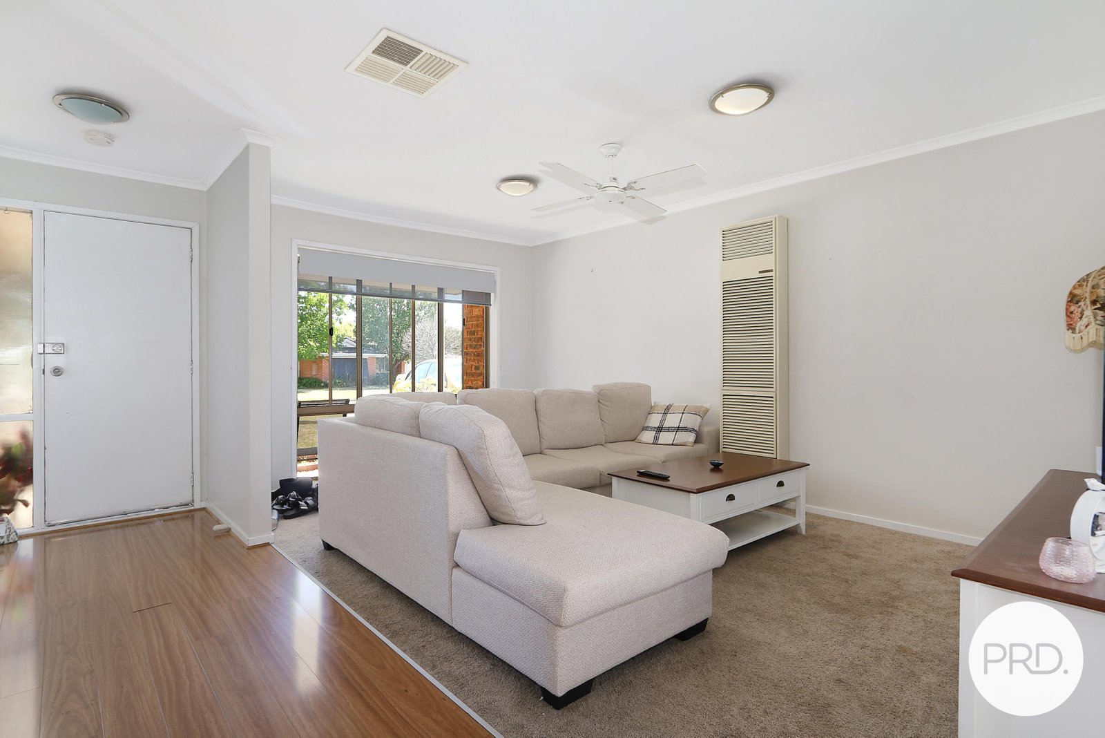 42 Koetong Crescent WEST WODONGA 6