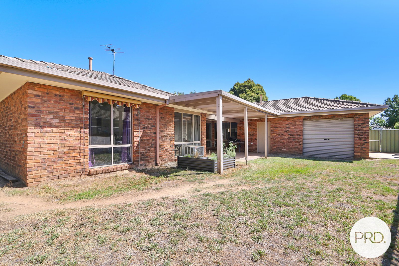 42 Koetong Crescent WEST WODONGA 15