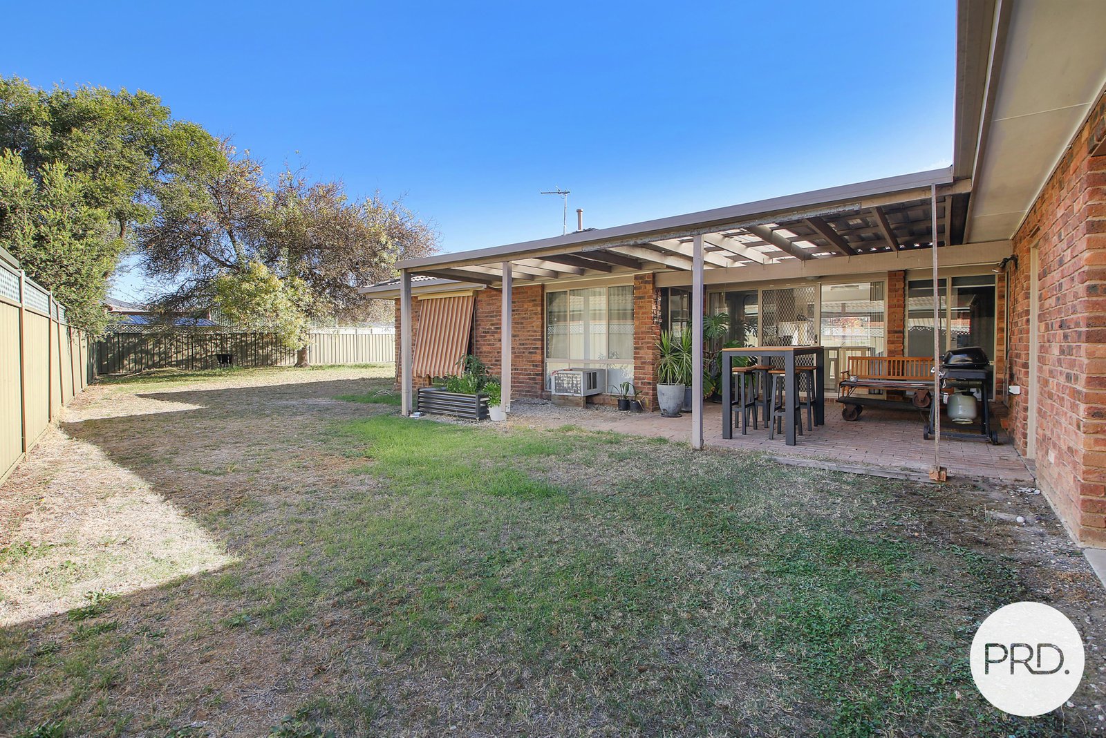 42 Koetong Crescent WEST WODONGA 9