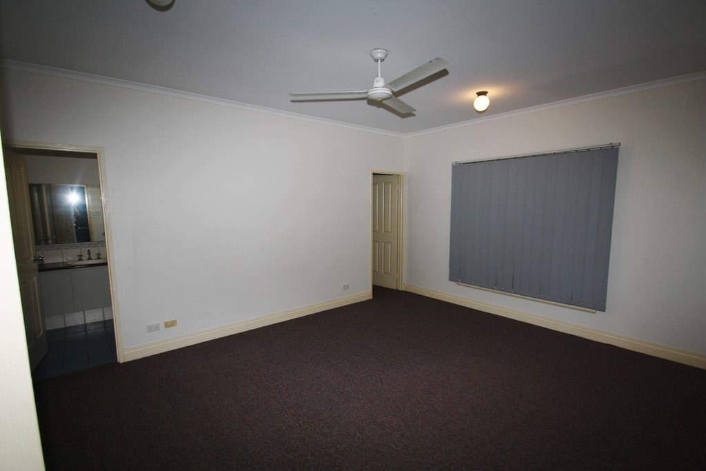 42 Koolama Drive CABLE BEACH 8
