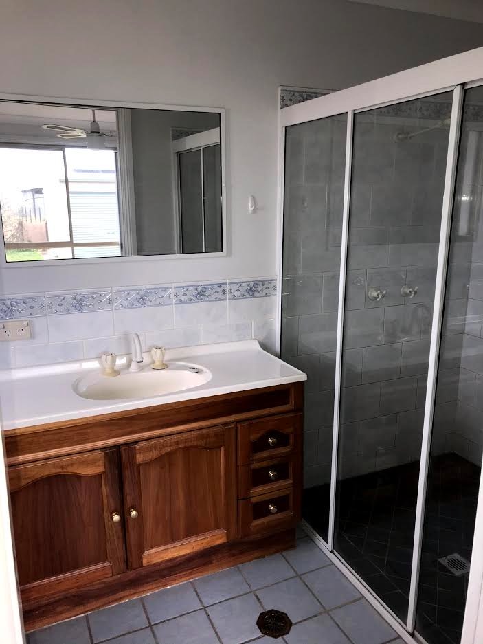 42 Lacmalac Road TUMUT 9